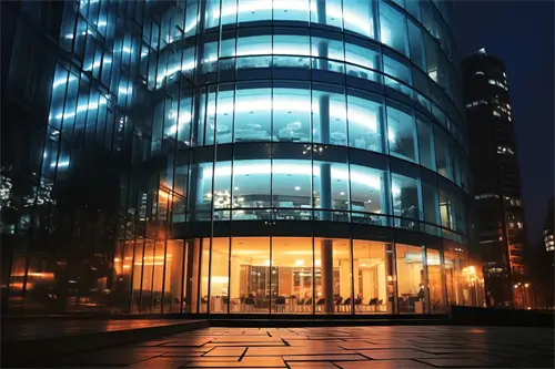 4个月自驾游住哪里好