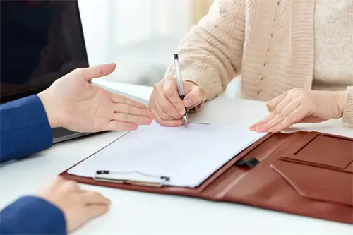 突尼斯那边的人到青海旅游的价格是多少